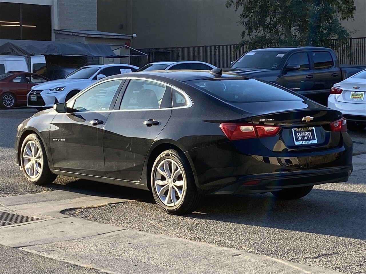 2024 Chevrolet Malibu 1LT photo 3
