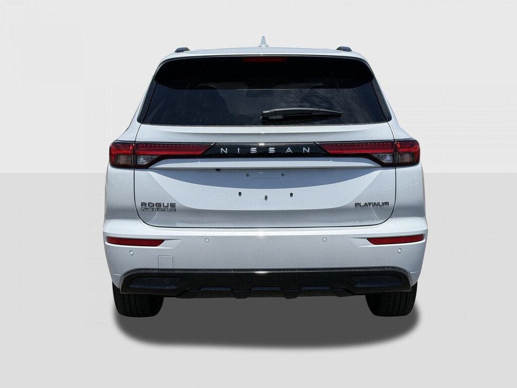New 2026 Nissan Rogue Plug-In Hybrid Platinum SUV