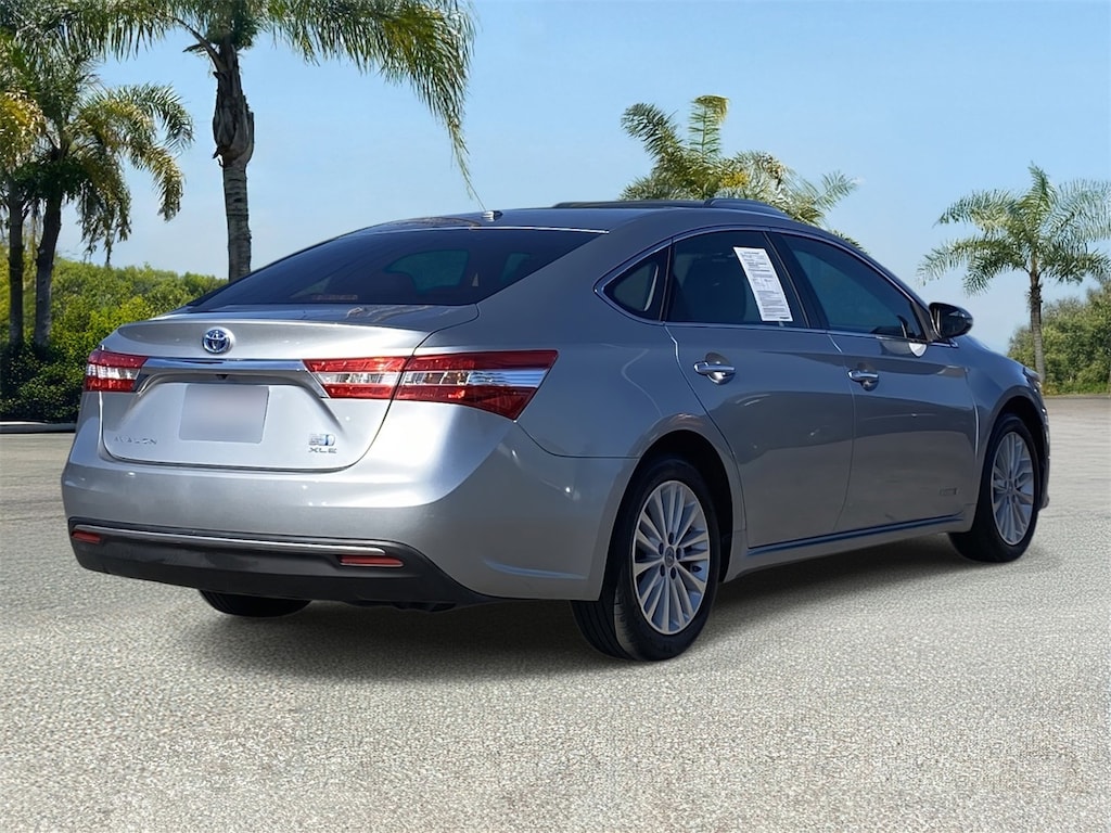 Used 2015 Toyota Avalon Hybrid Limited Sedan