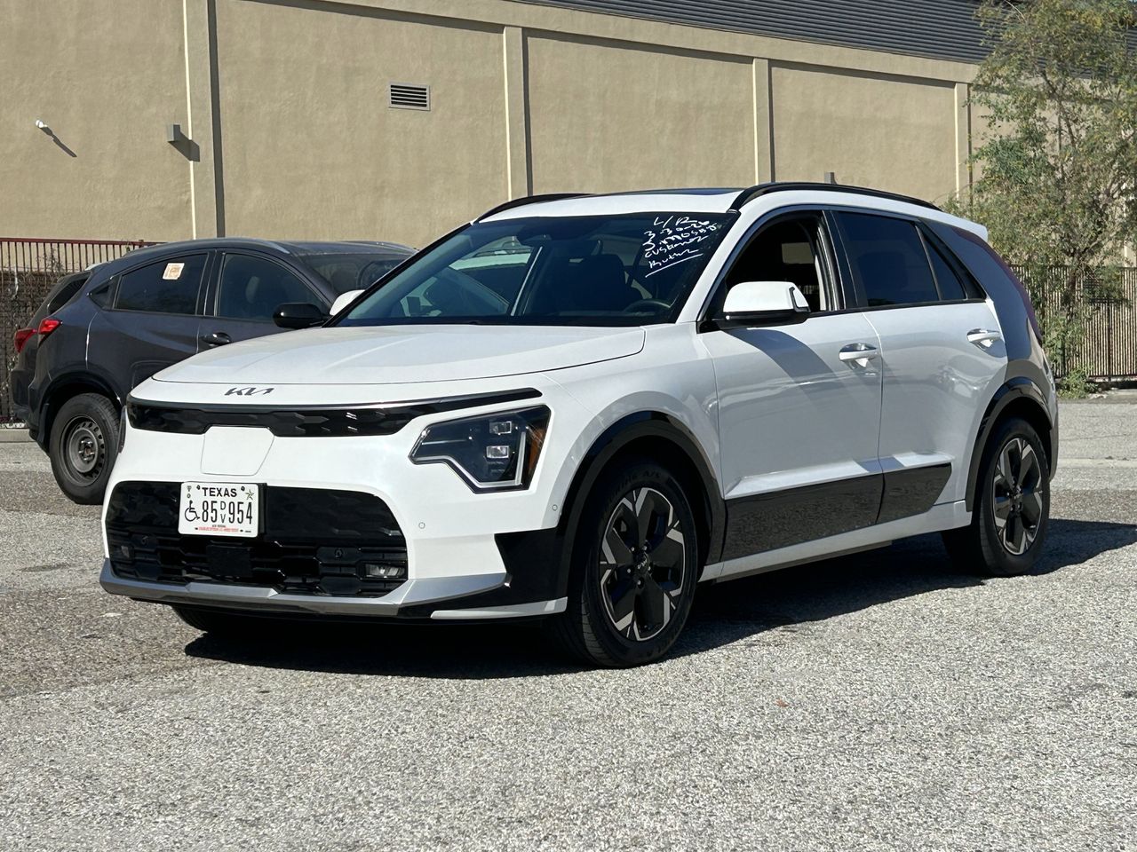 2023 Kia Niro EV Wave photo 2