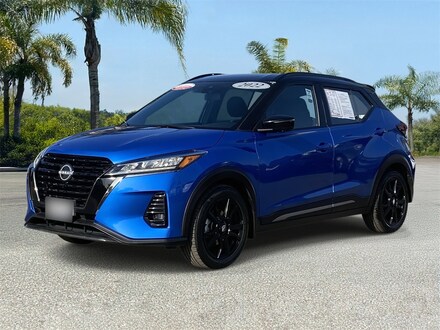 2022 Nissan Kicks SR SUV