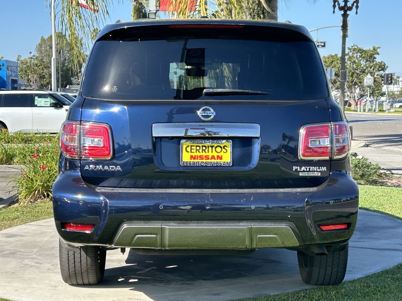 2020 Nissan Armada Platinum photo 4