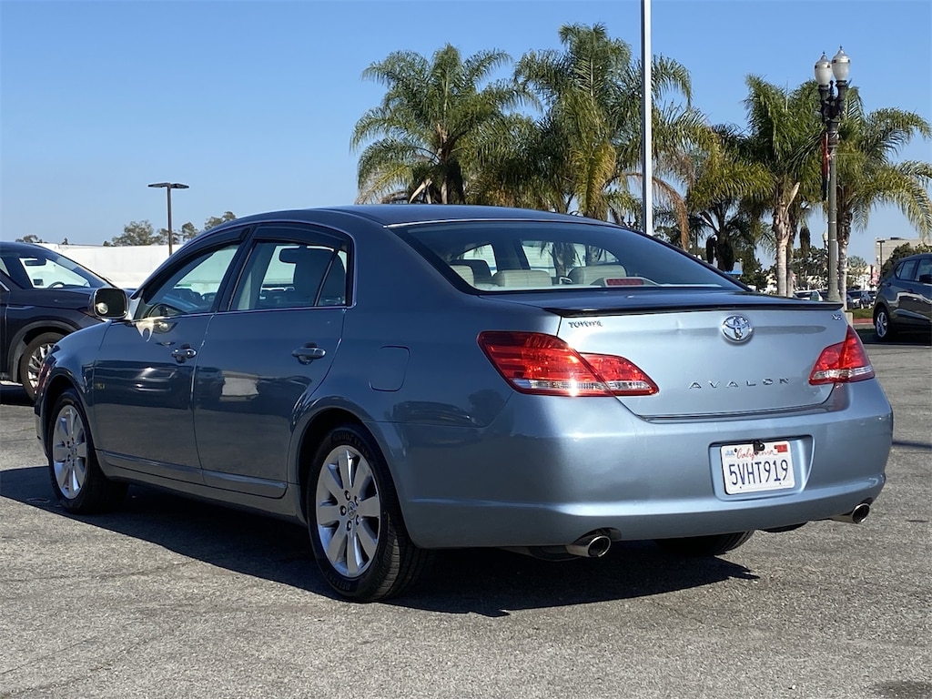 Used 2006 Toyota Avalon XLS Sedan