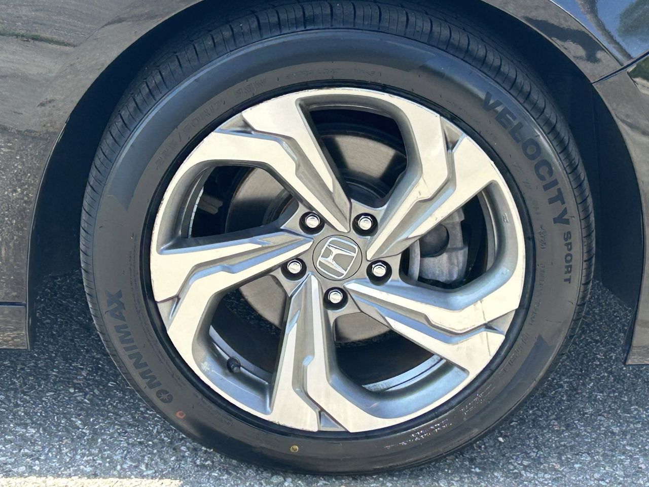 2018 Honda Accord EX photo 3