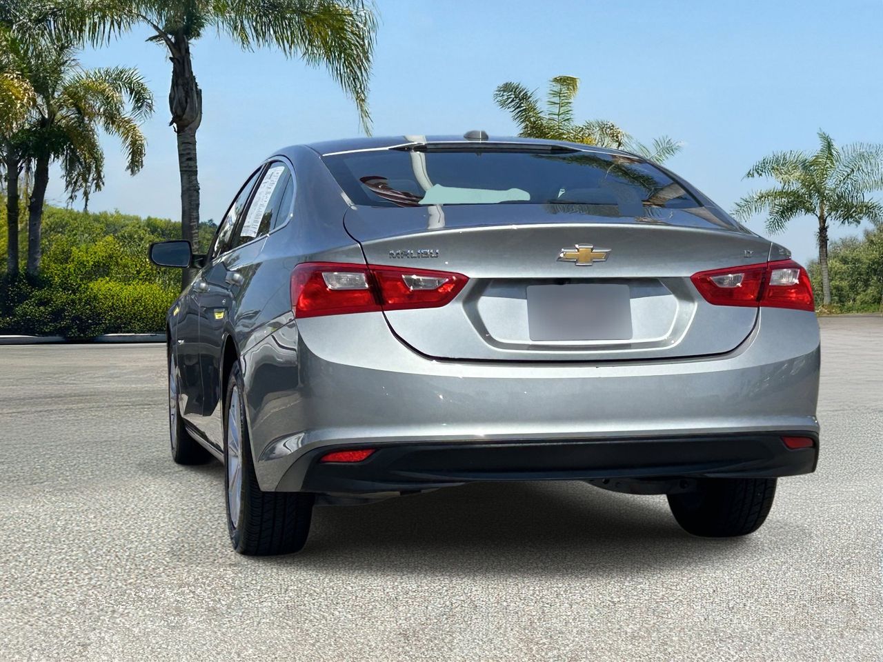 2023 Chevrolet Malibu LT photo 4