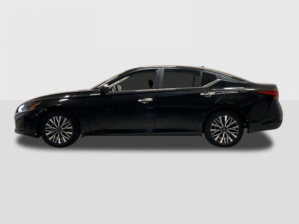 New 2026 Nissan Altima SV Sedan