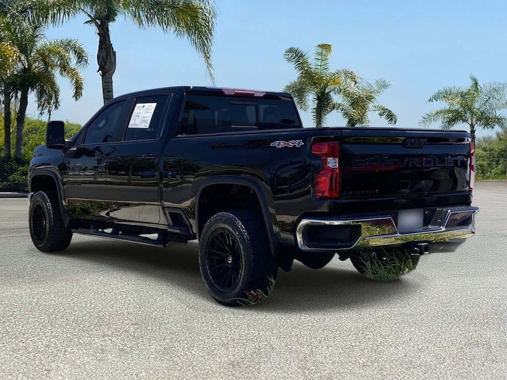 Used 2024 Chevrolet Silverado 2500 HD LT Truck Crew Cab