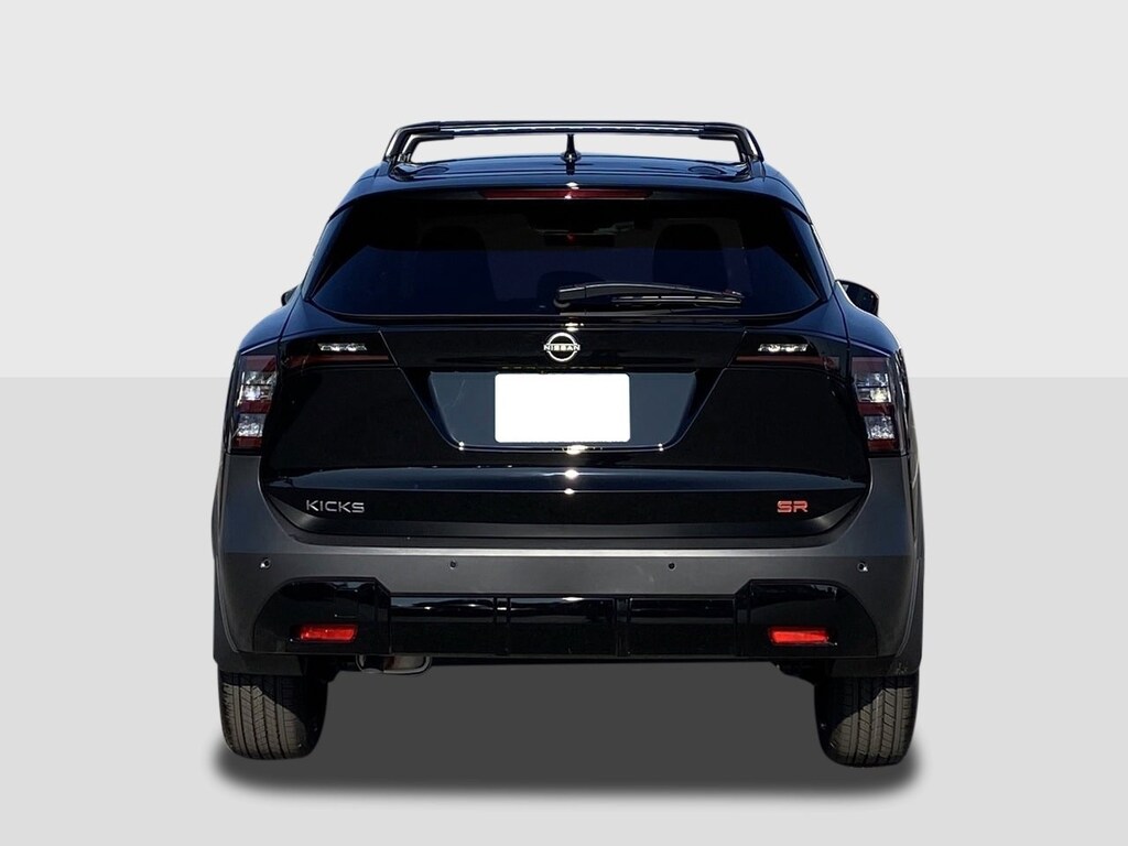 New 2026 Nissan Kicks SR SUV