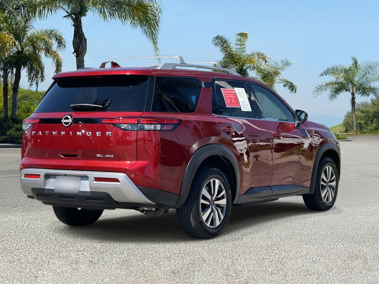 2023 Nissan Pathfinder SL photo 4