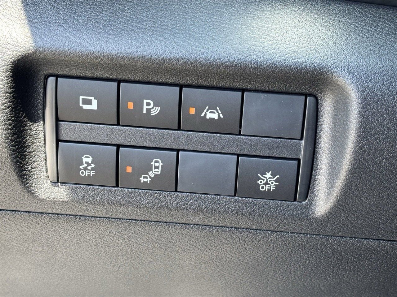 2025 Nissan KICKS PLAY Base - Photo 37