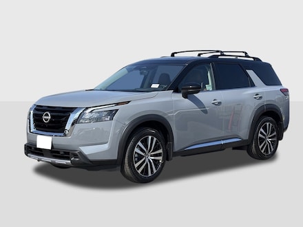 2025 Nissan Pathfinder Platinum SUV