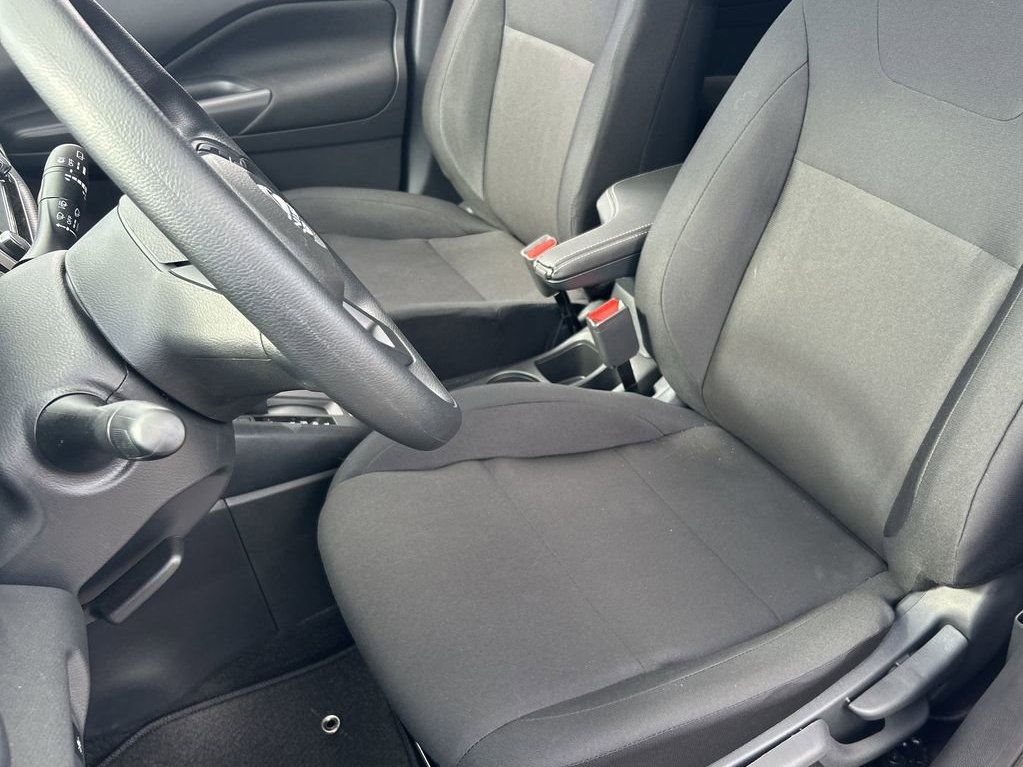 2025 Nissan KICKS PLAY Base - Photo 23