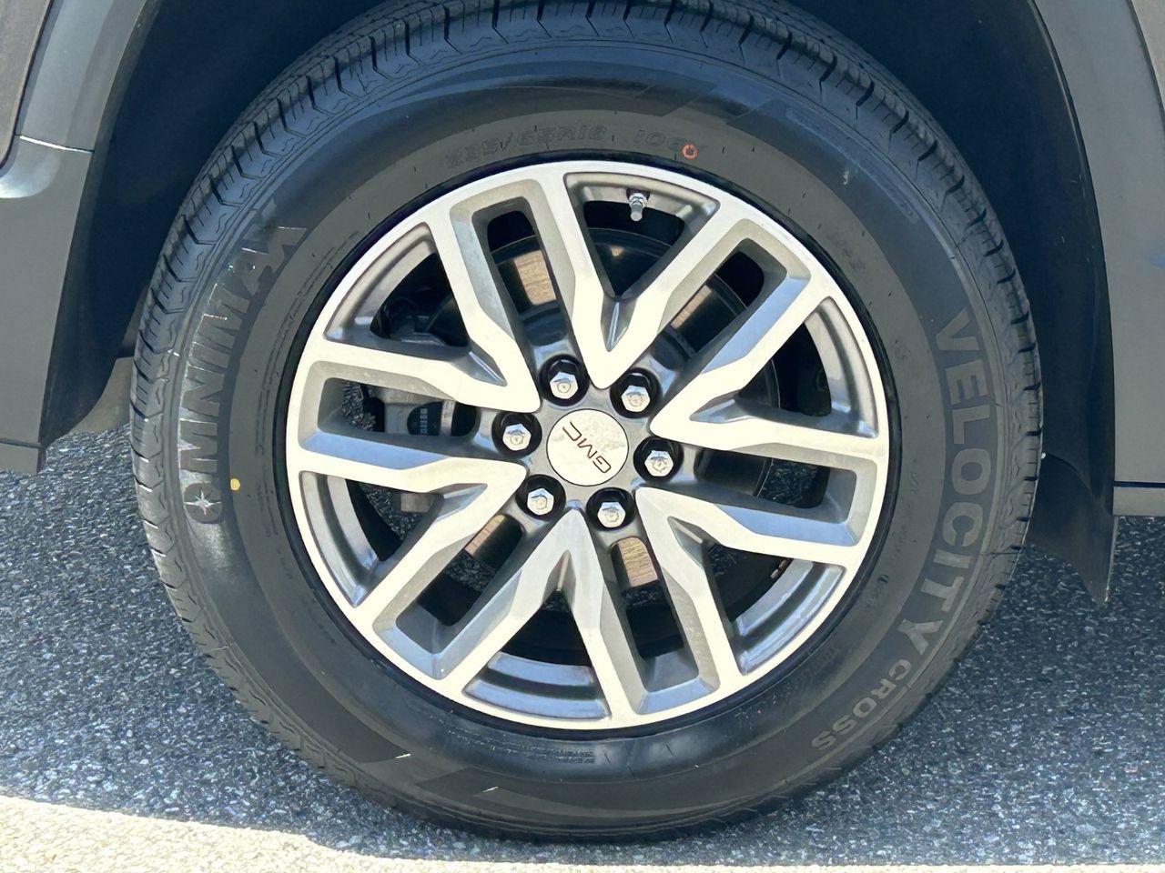 2017 GMC Acadia SLE-2 photo 3