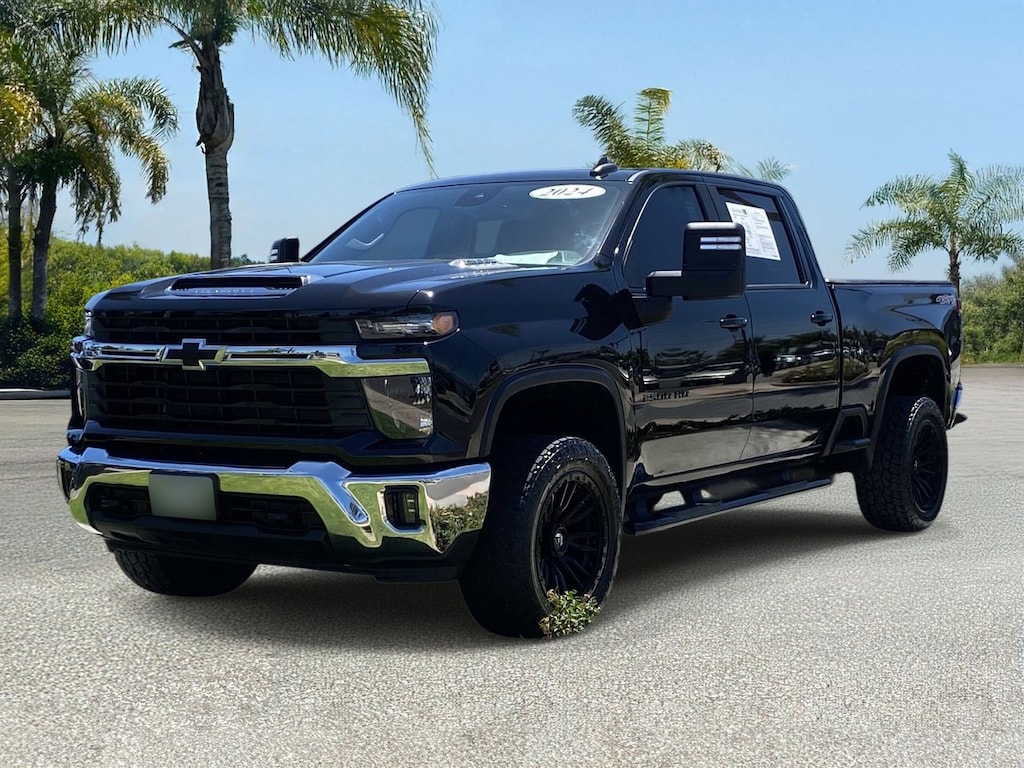 Used 2024 Chevrolet Silverado 2500 HD LT Truck Crew Cab