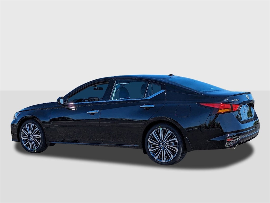 New 2025 Nissan Altima SL Sedan