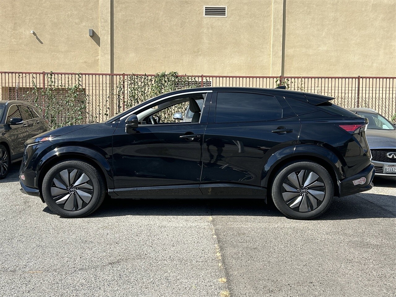 2023 Nissan ARIYA Engage photo 2