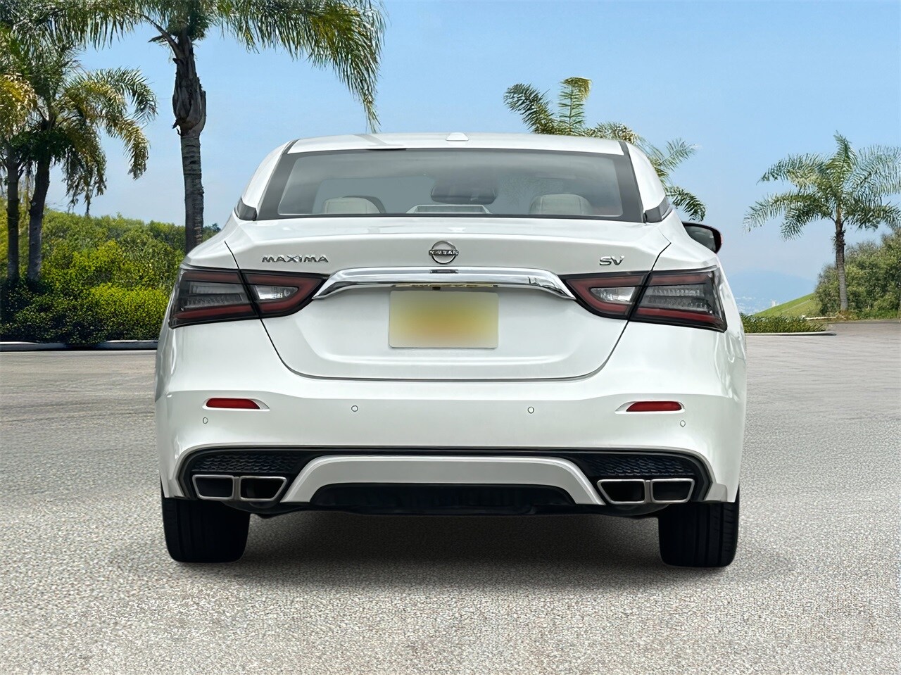 2023 Nissan Maxima SV photo 3