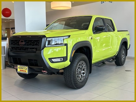 2026 Nissan Frontier PRO-4X w/R Package Truck Crew Cab