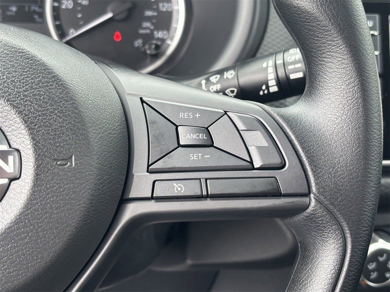 2025 Nissan KICKS PLAY Base - Photo 34