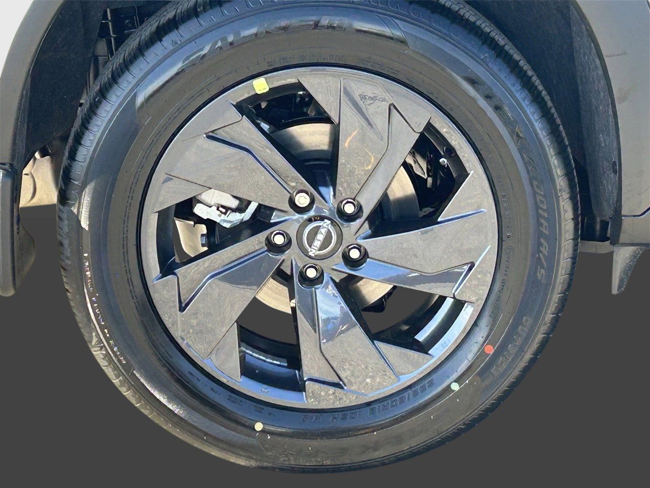 2026 Nissan Rogue SV photo 6