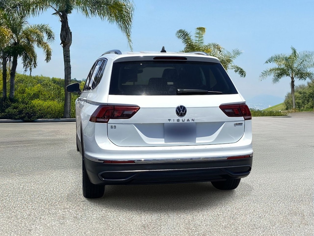 Used 2024 Volkswagen Tiguan 2.0T SE SUV