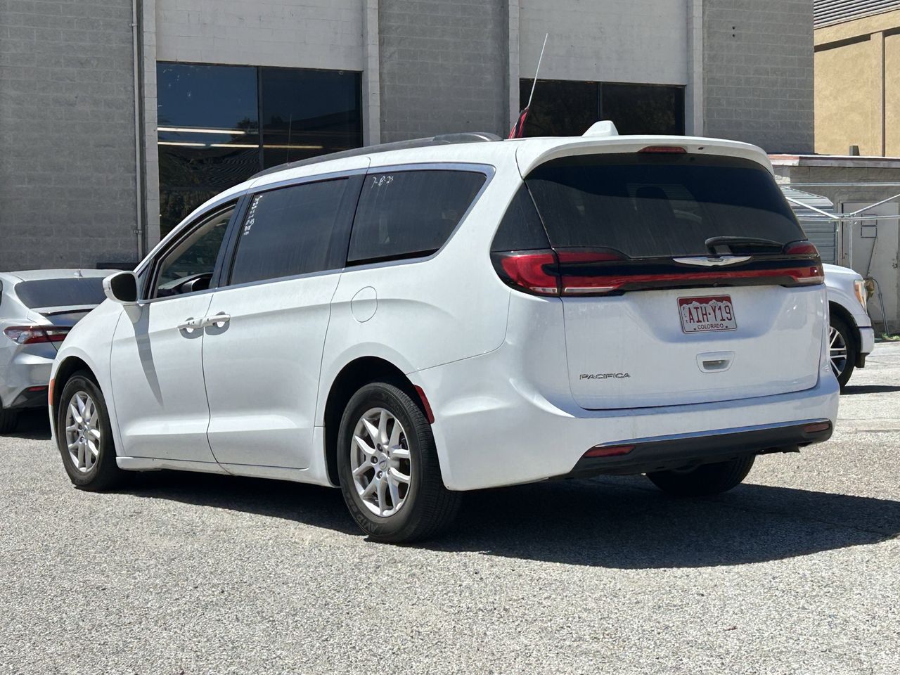 2022 Chrysler Pacifica Touring L photo 4