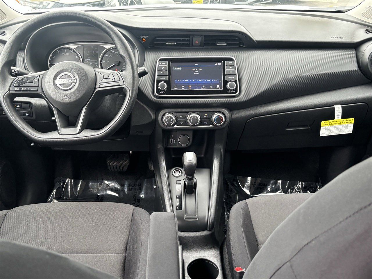 2025 Nissan KICKS PLAY Base - Photo 18