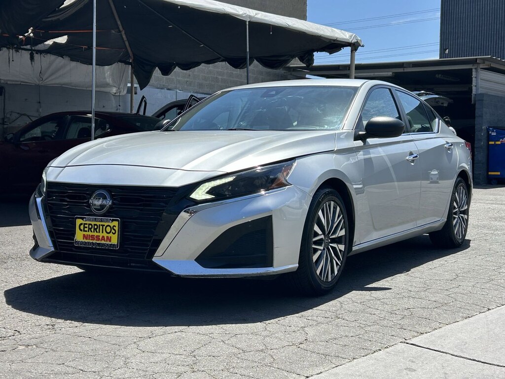 Certified 2024 Nissan Altima 2.5 SV Sedan