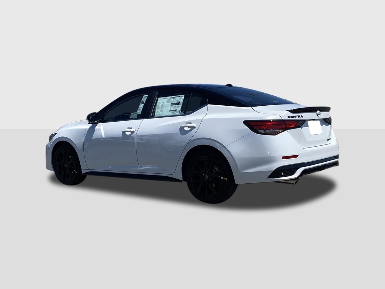 2025 Nissan Sentra SR photo 2