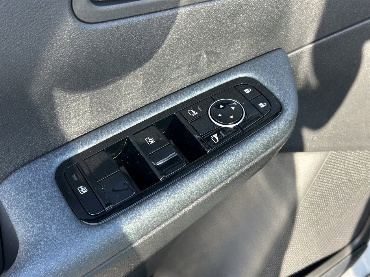 2026 Nissan LEAF SV+ - Photo 25