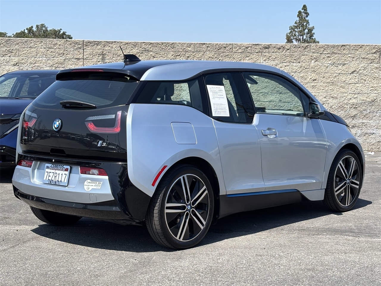 Used 2014 BMW i3 Base with VIN WBY1Z2C54EVX51138 for sale in Cerritos, CA