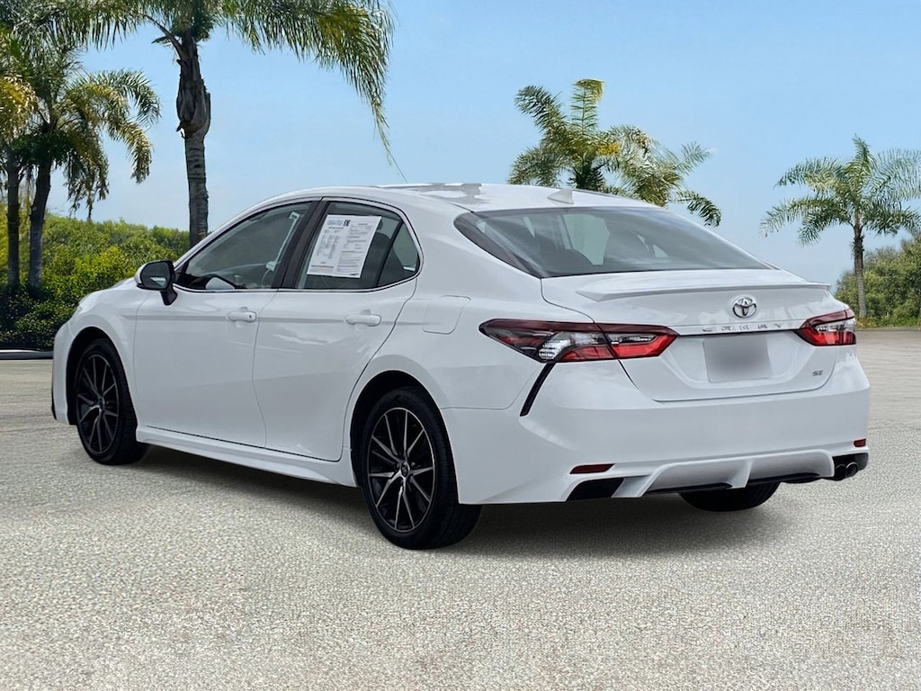 Used 2023 Toyota Camry SE Sedan