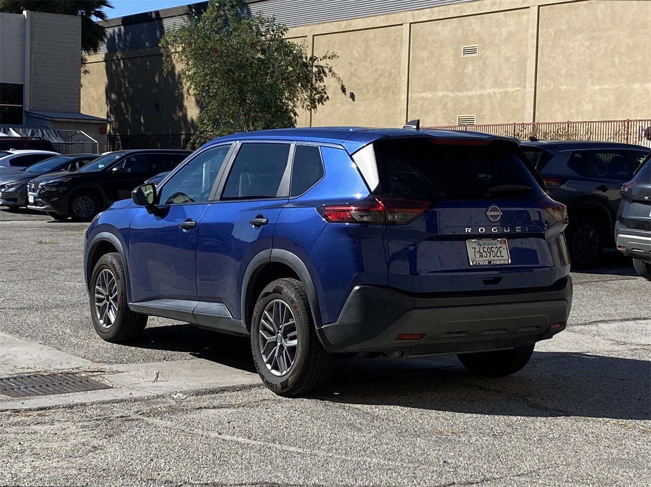 2023 Nissan Rogue S photo 3