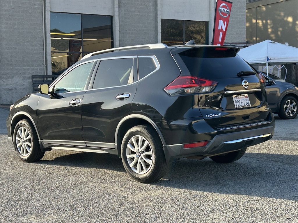 Certified 2018 Nissan Rogue SV SUV