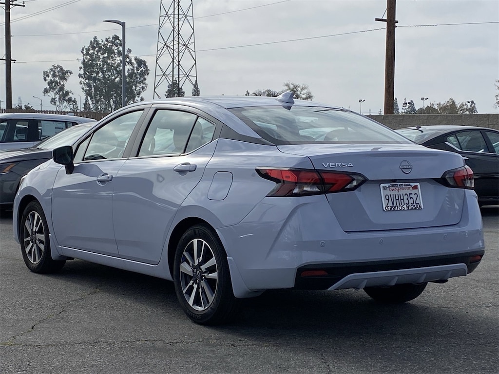 Certified 2025 Nissan Versa 1.6 SV Sedan