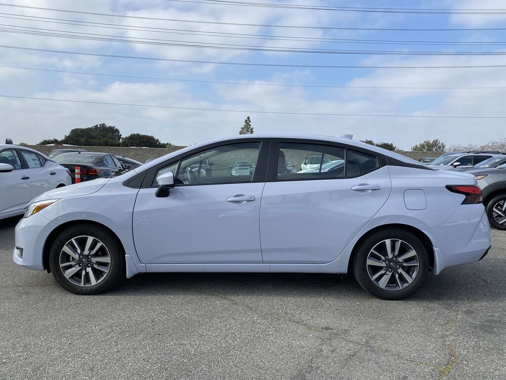 Certified 2025 Nissan Versa 1.6 SV Sedan
