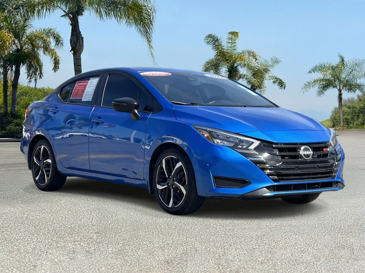 2023 Nissan Versa 1.6 SR photo 5