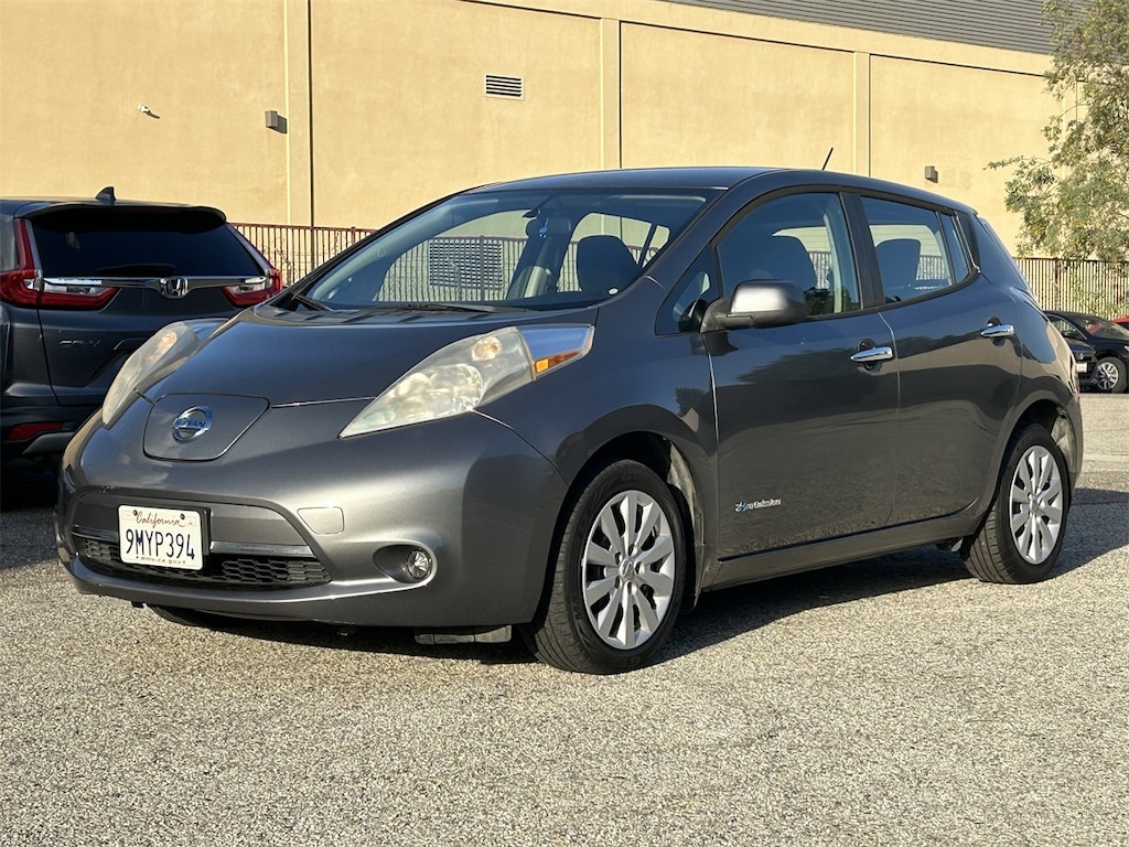 Used 2016 Nissan LEAF S Hatchback