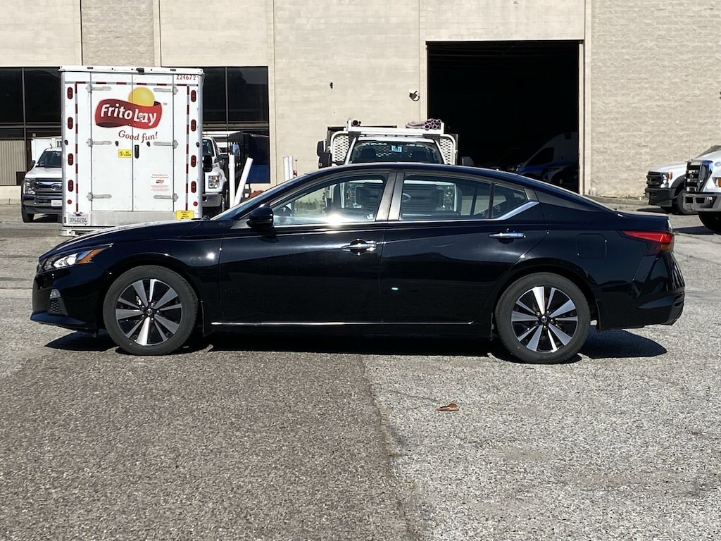 Certified 2021 Nissan Altima 2.5 SV Sedan