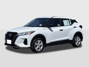 2025 Nissan Kicks Play S SUV