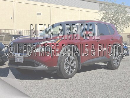 2023 Nissan Rogue SV SUV