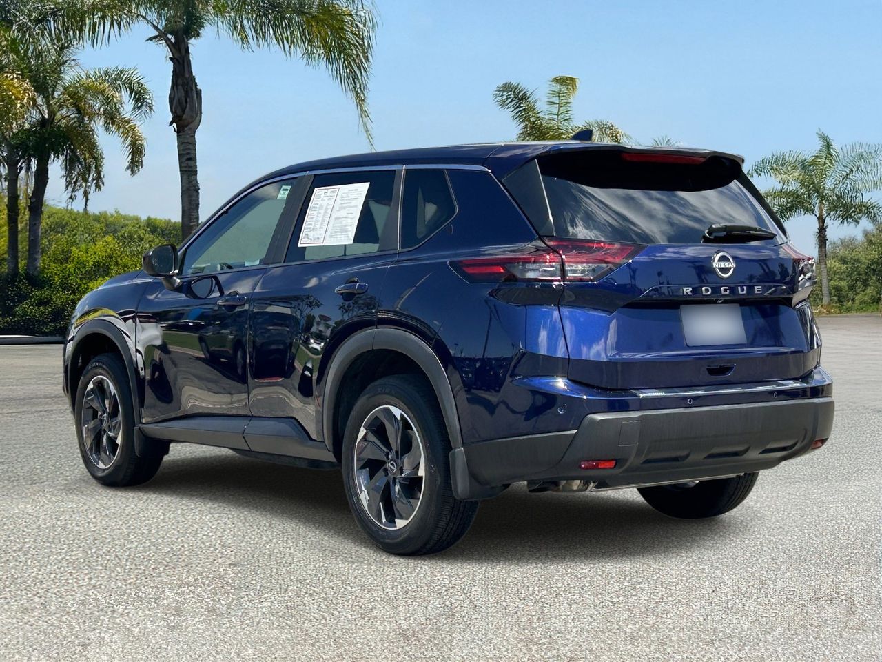 2026 Nissan Rogue SV photo 2