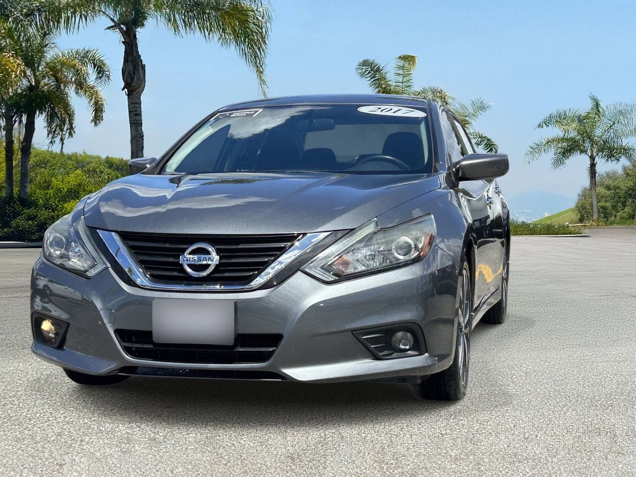 2017 Nissan Altima 2.5 SR photo 6