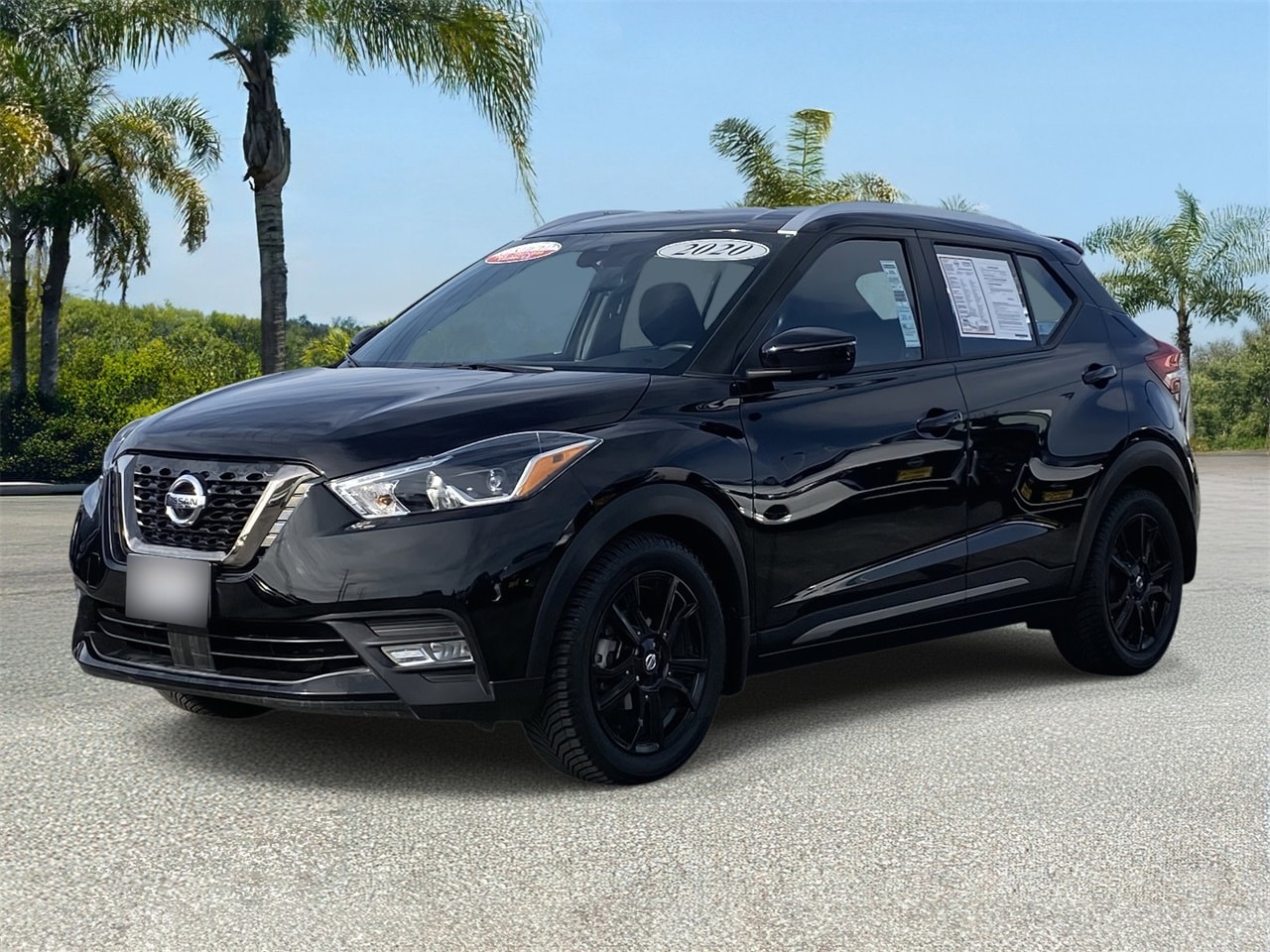 2020 Nissan Kicks SR's photo
