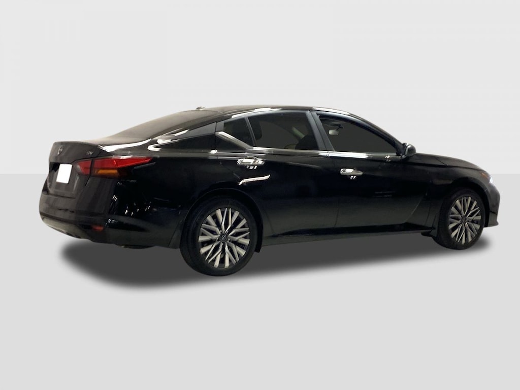 New 2026 Nissan Altima SV Sedan