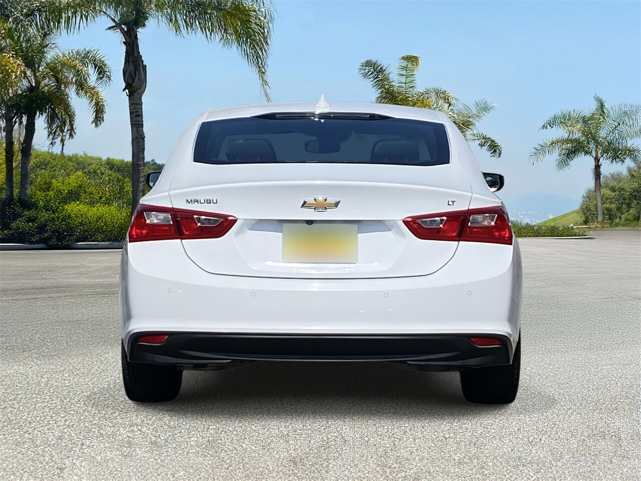 2024 Chevrolet Malibu 1LT photo 2
