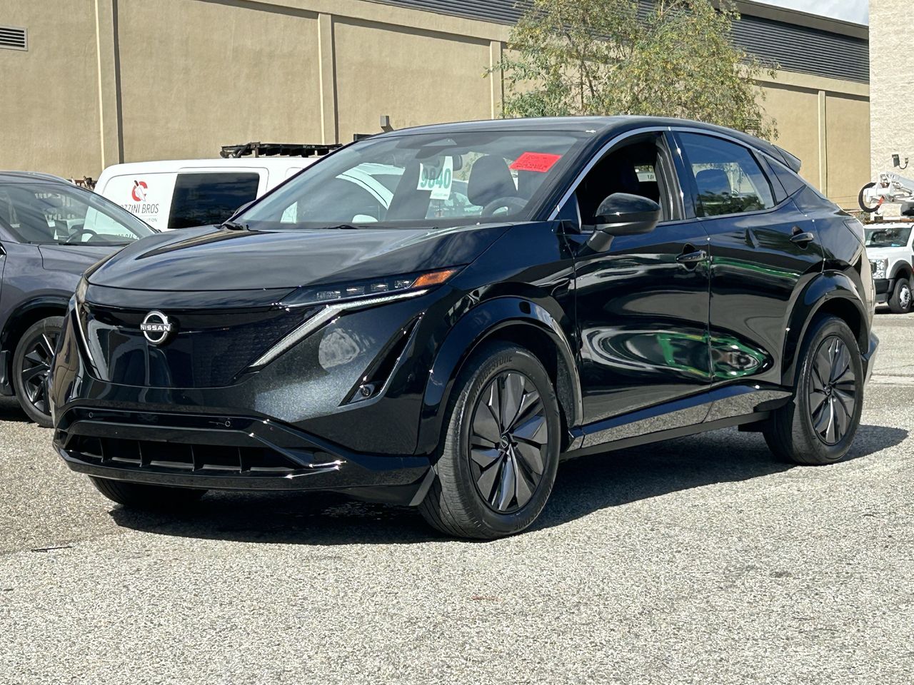 2024 Nissan ARIYA Venture+ photo 2