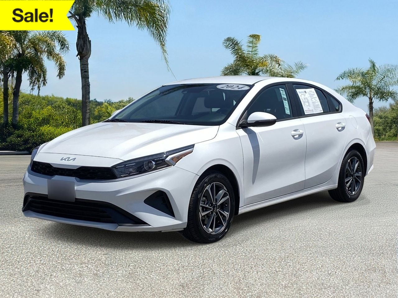 2024 Kia Forte LXS AT's photo