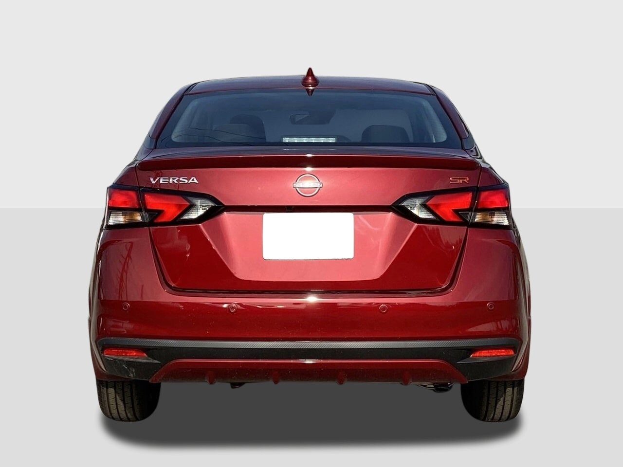 2025 Nissan Versa SR photo 3