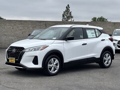 2025 Nissan Kicks Play S SUV